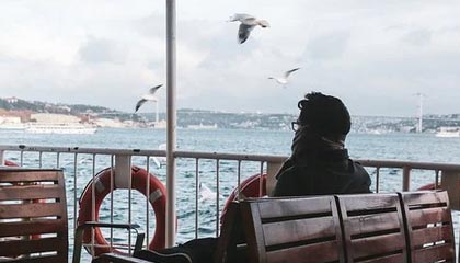 AYX SPORTS-高频换帅是否是俱乐部成绩不稳的主因