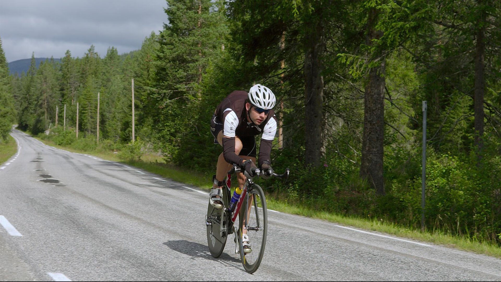 中国足球比赛节奏对比分析，中国足球比赛进程