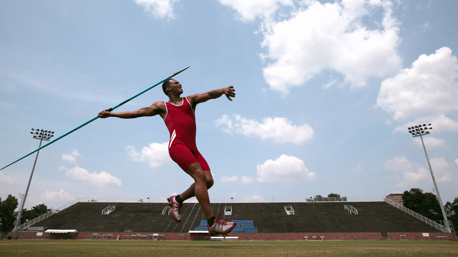 “牛仔3K亲子跑：让家庭在香港赛道上共奔跑”